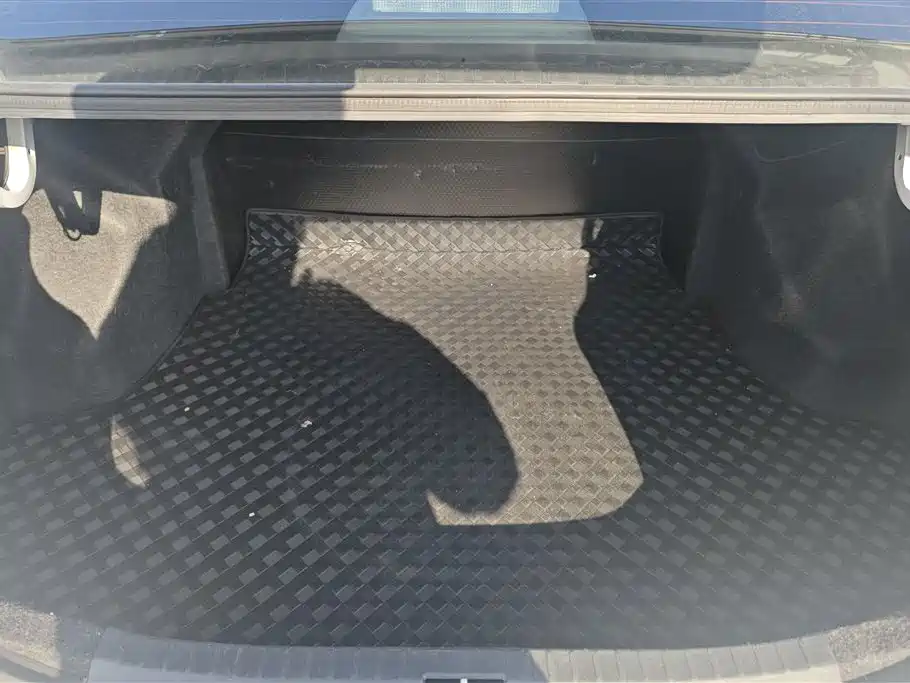 TOYOTA YARIS L TO ENJOY