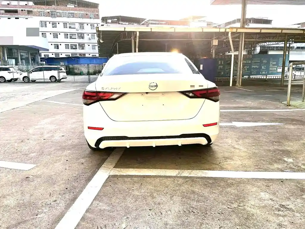 Nissan Sylphy — миниатюра 7