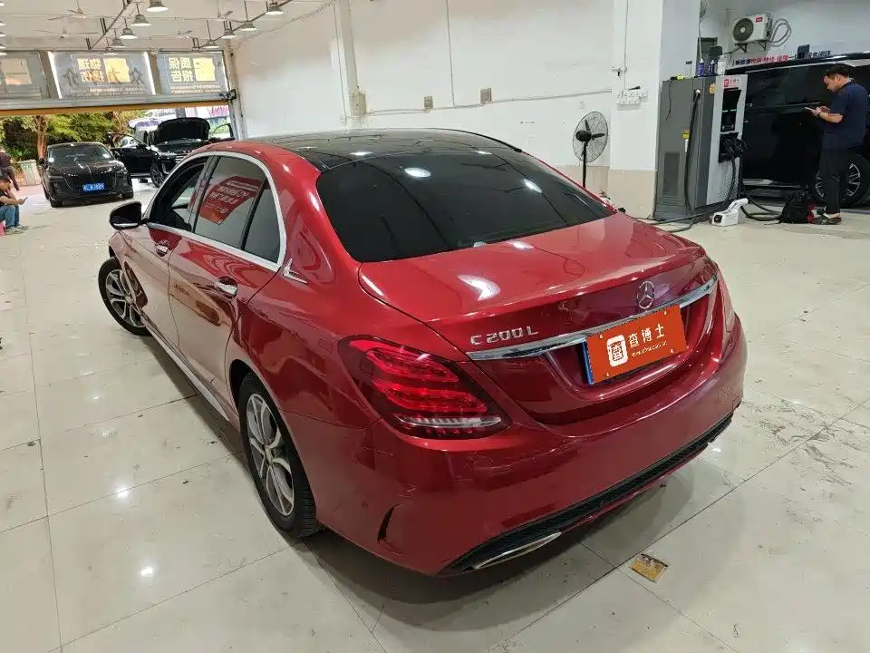 Mercedes-Benz C-Class — миниатюра 3