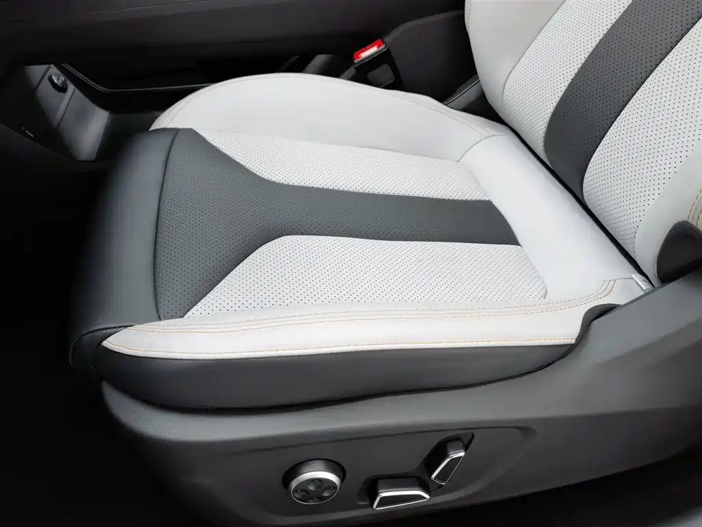 CHANGAN UNI V SMART IDD