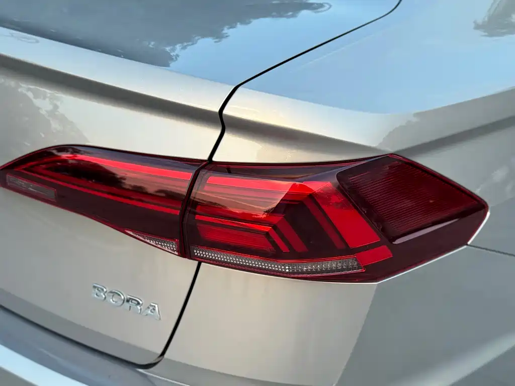 Volkswagen Bora — миниатюра 23