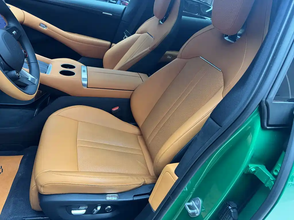 XIAOMI CAR XIAOMI YU7