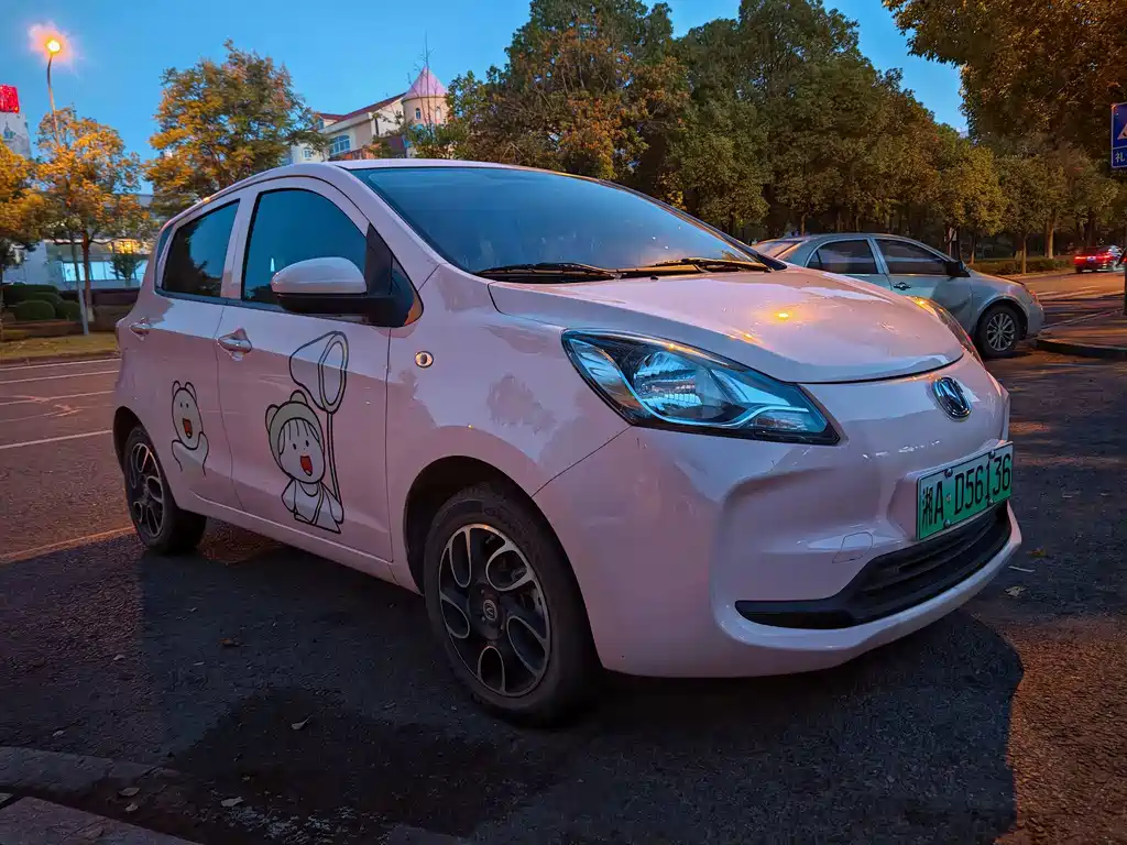 Changan Benben E-Star — миниатюра 3