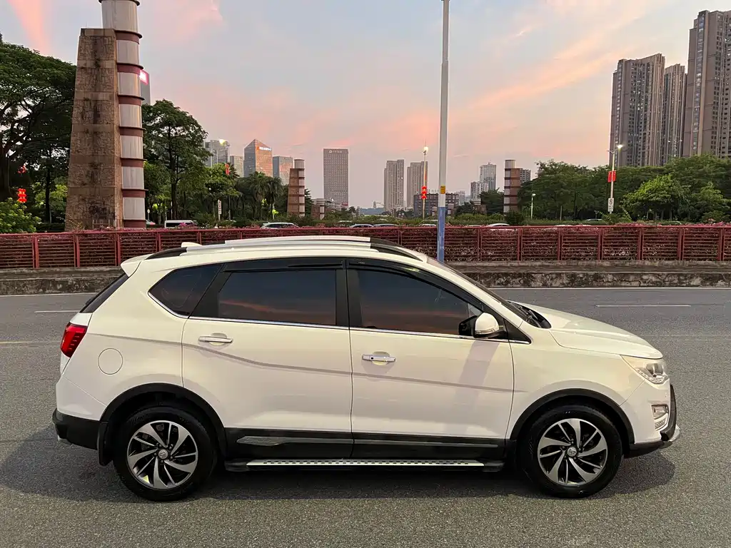 Baojun 560 — миниатюра 5