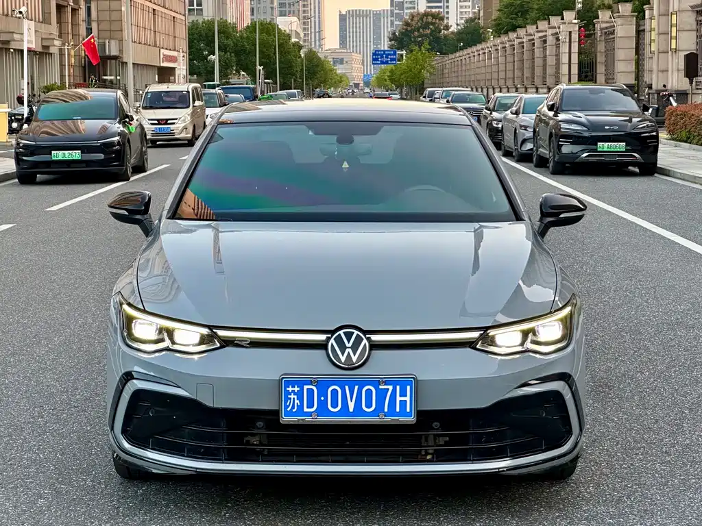 Volkswagen Golf — миниатюра 4