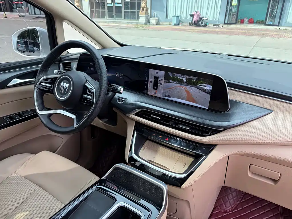 Buick GL8 Hybrid — миниатюра 11
