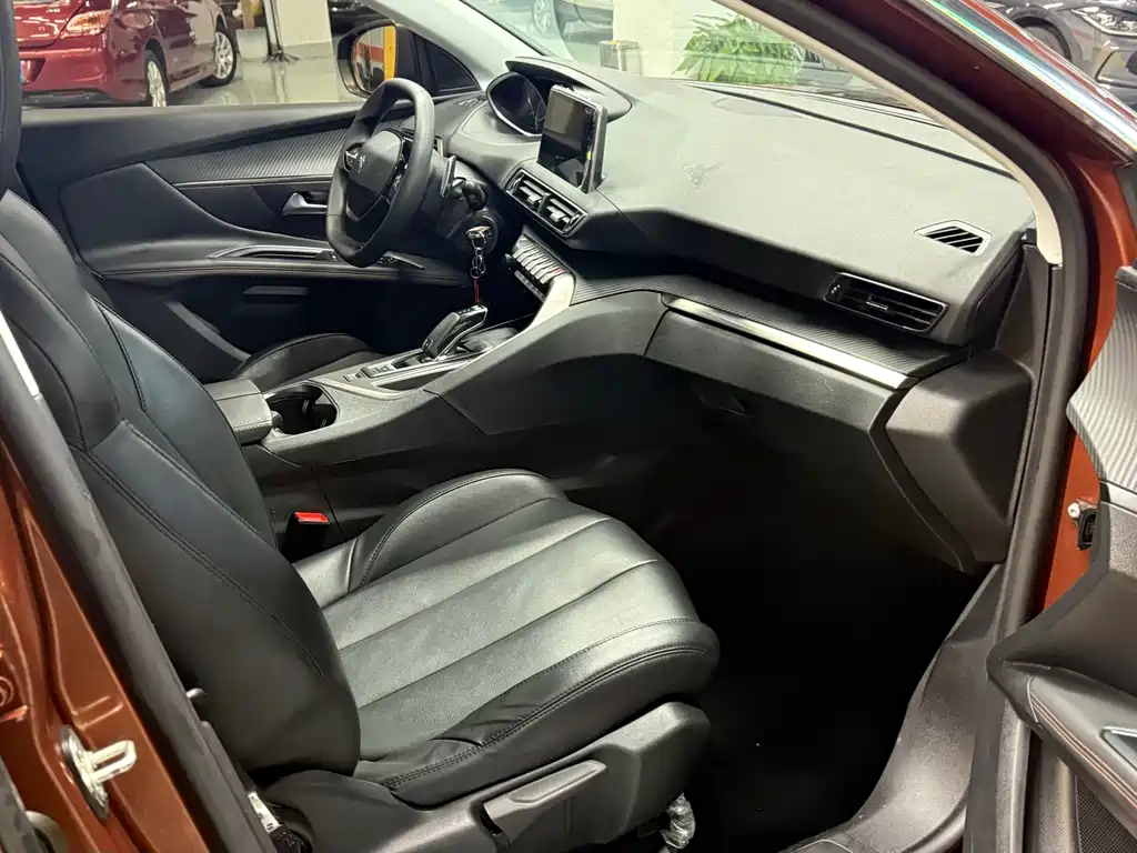 Peugeot 4008 — миниатюра 11