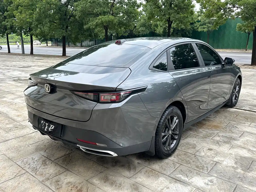 Changan Yida 2023 NE 1.5T GDI DCT Luxury