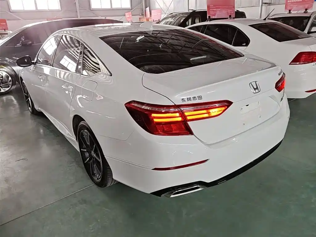 Honda Inspire 2022 260TURBO