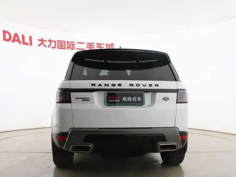 Land Rover Sport PHEV — миниатюра 14
