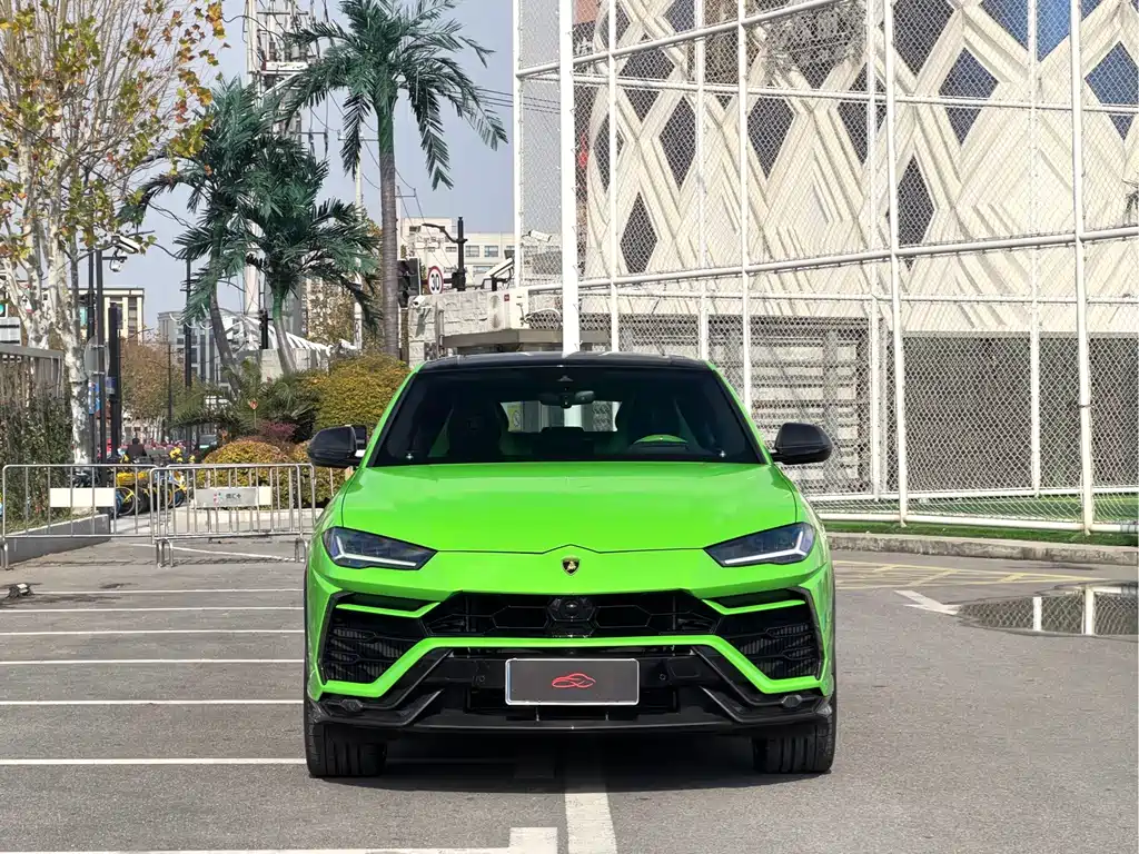 Lamborghini Urus — миниатюра 2