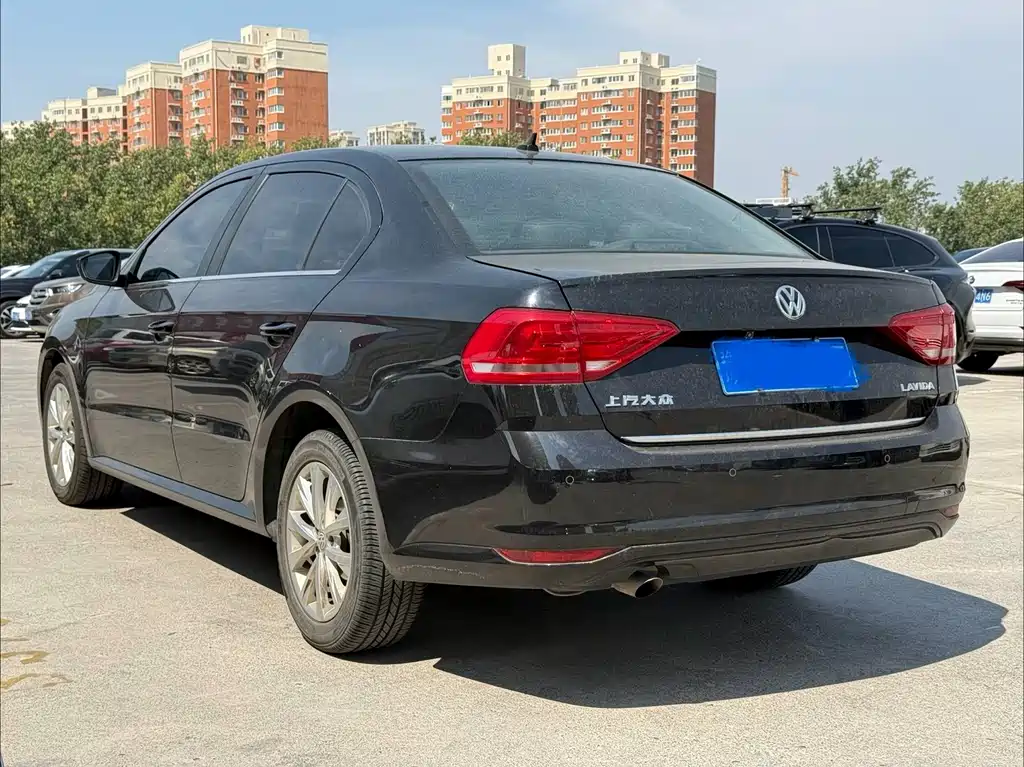 Volkswagen Lavida — миниатюра 11