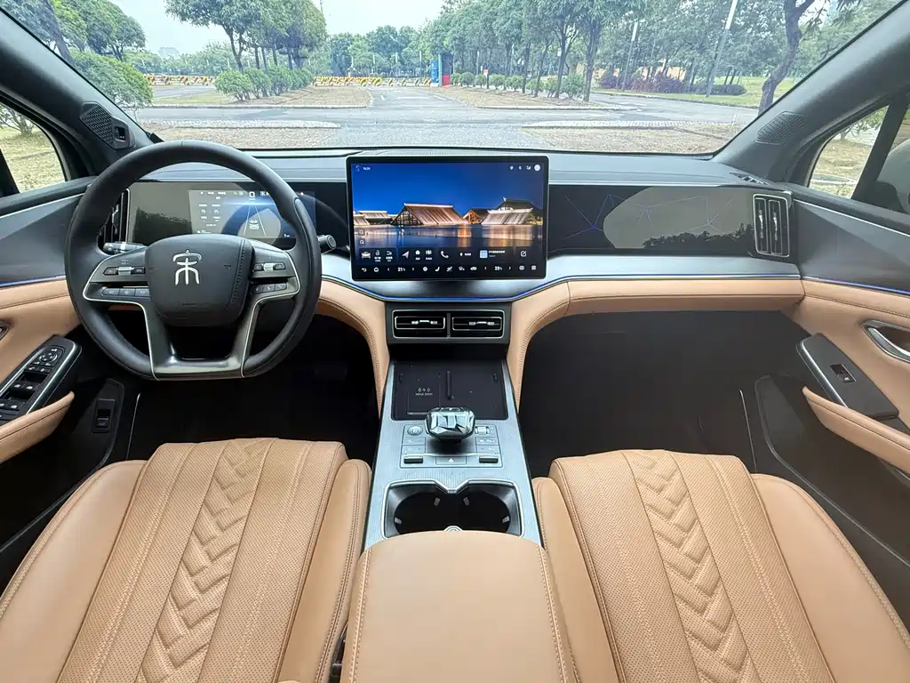 BYD L DM-i — миниатюра 7