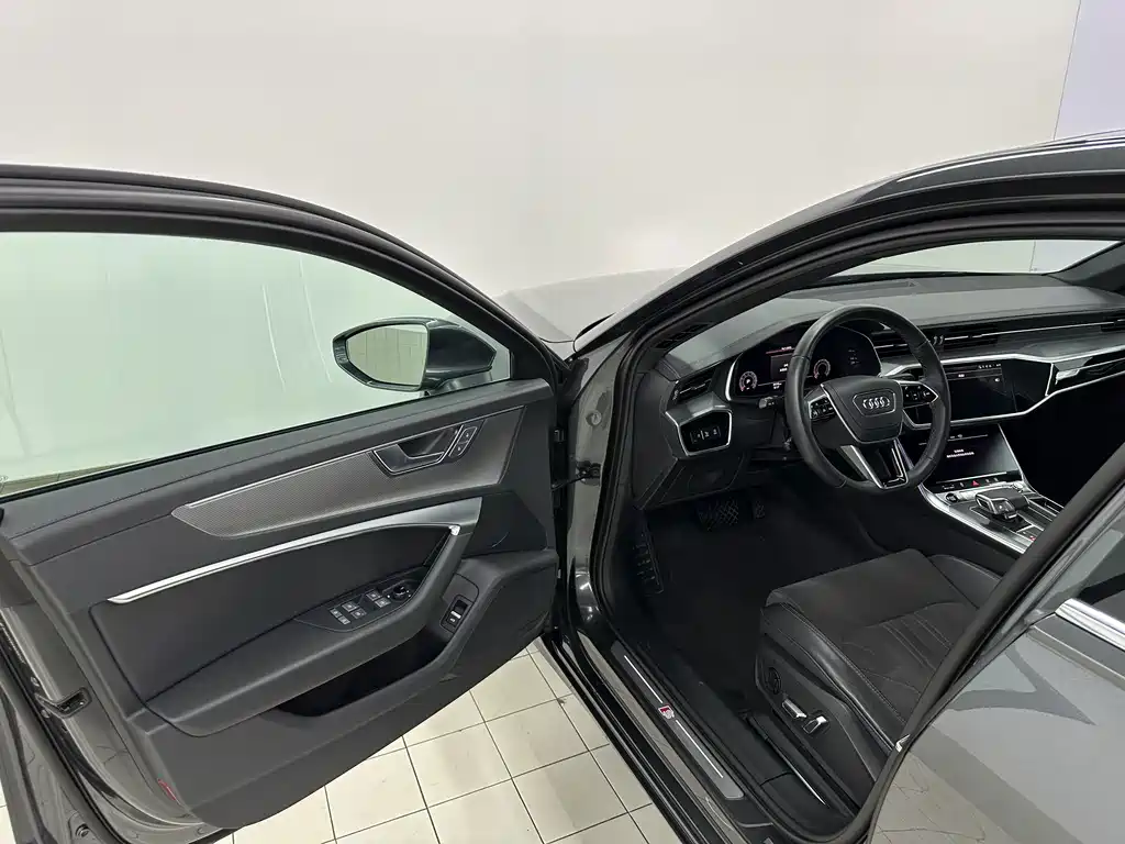 Audi A6L — миниатюра 10