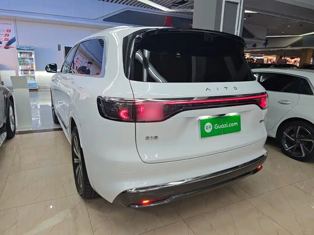 AITO AITO M8 — миниатюра 5