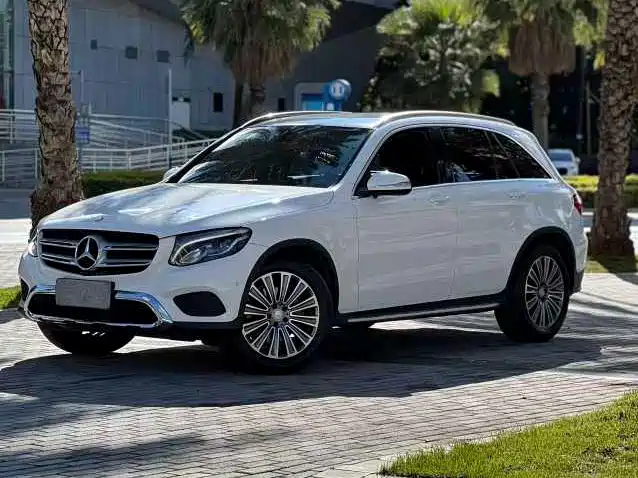 Купить Mercedes-Benz GLC