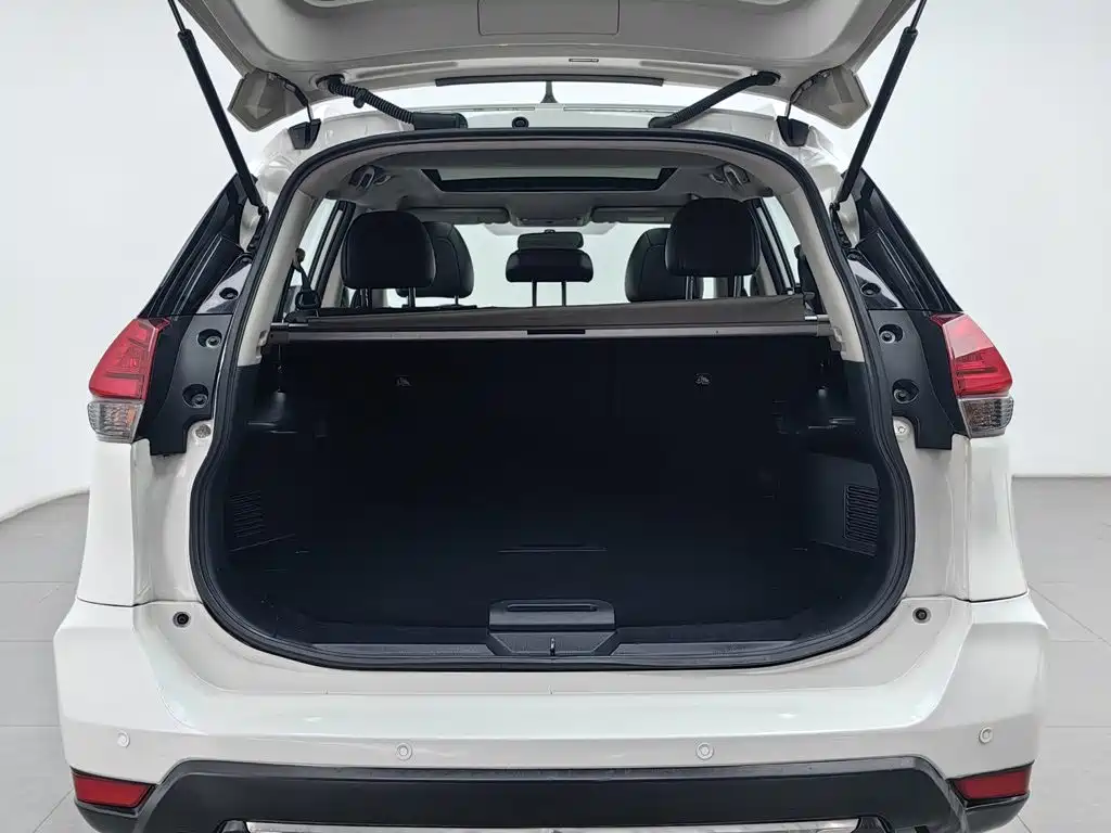 Nissan X-Trail — миниатюра 16