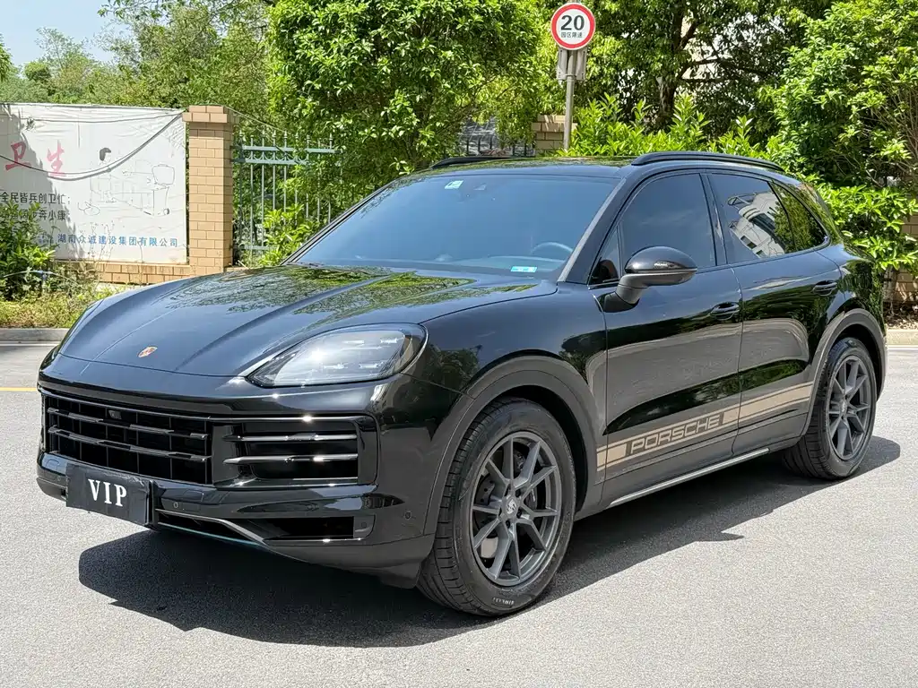 Porsche Cayenne 2025