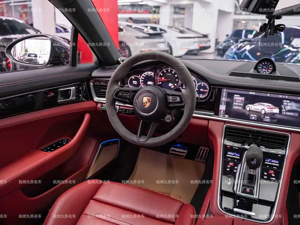 Porsche Panamera — миниатюра 16