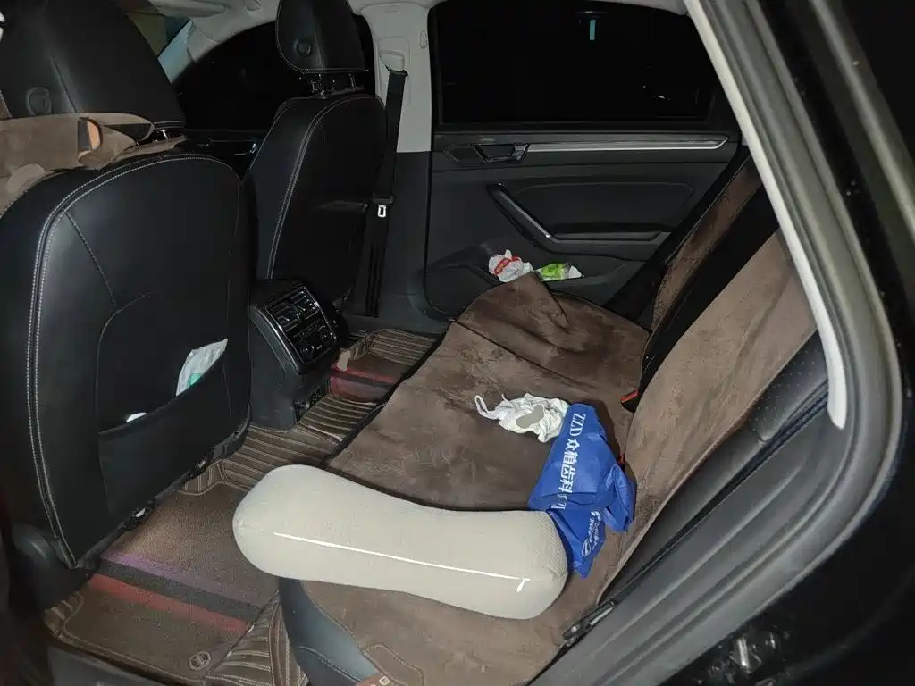 Volkswagen Passat — миниатюра 13