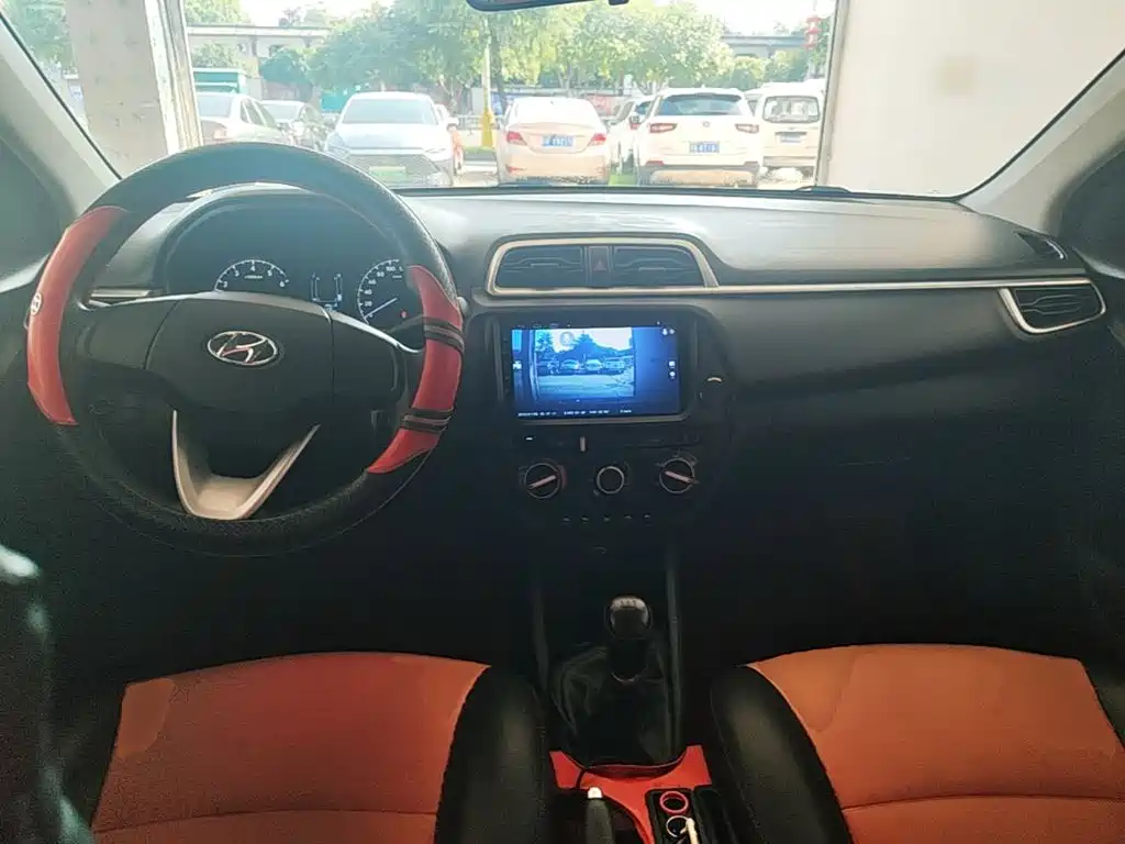 Hyundai Verna — миниатюра 10