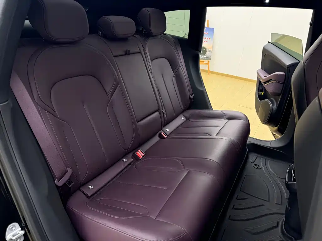 NIO ET5T — миниатюра 14