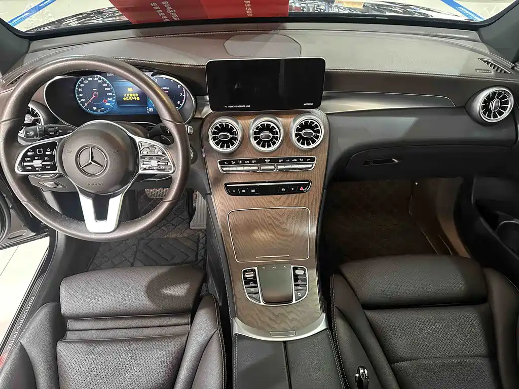 Mercedes-Benz GLC — миниатюра 11