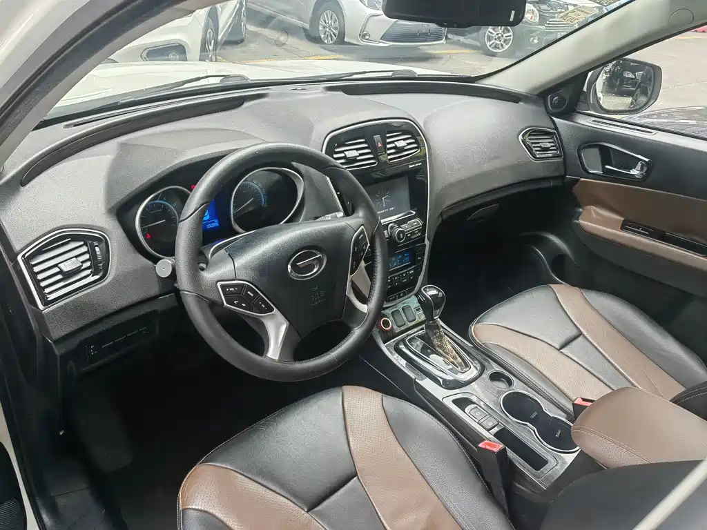 GAC TRUMPCHI GS5 SUPER