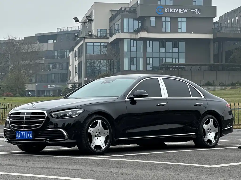 Mercedes-Benz S-Class 2021