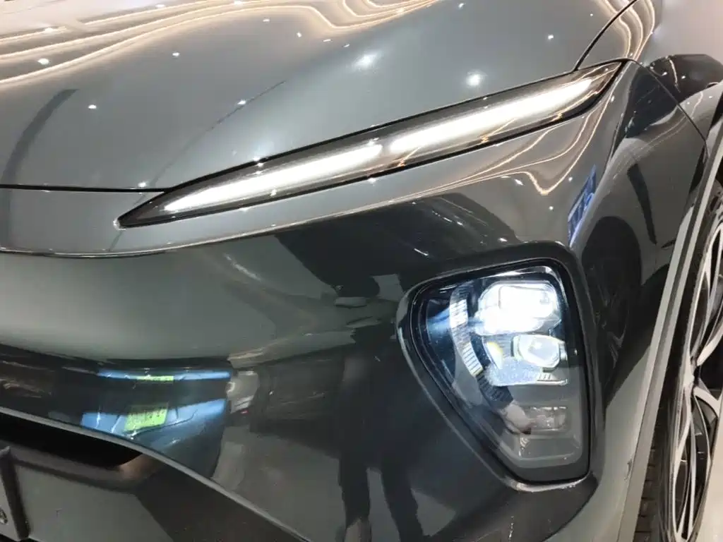 NIO ES8 — миниатюра 24