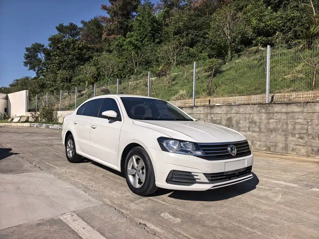 Volkswagen Lavida — миниатюра 3