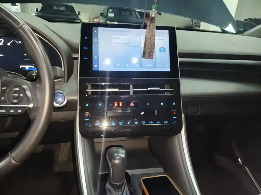 Toyota Avalon — миниатюра 13