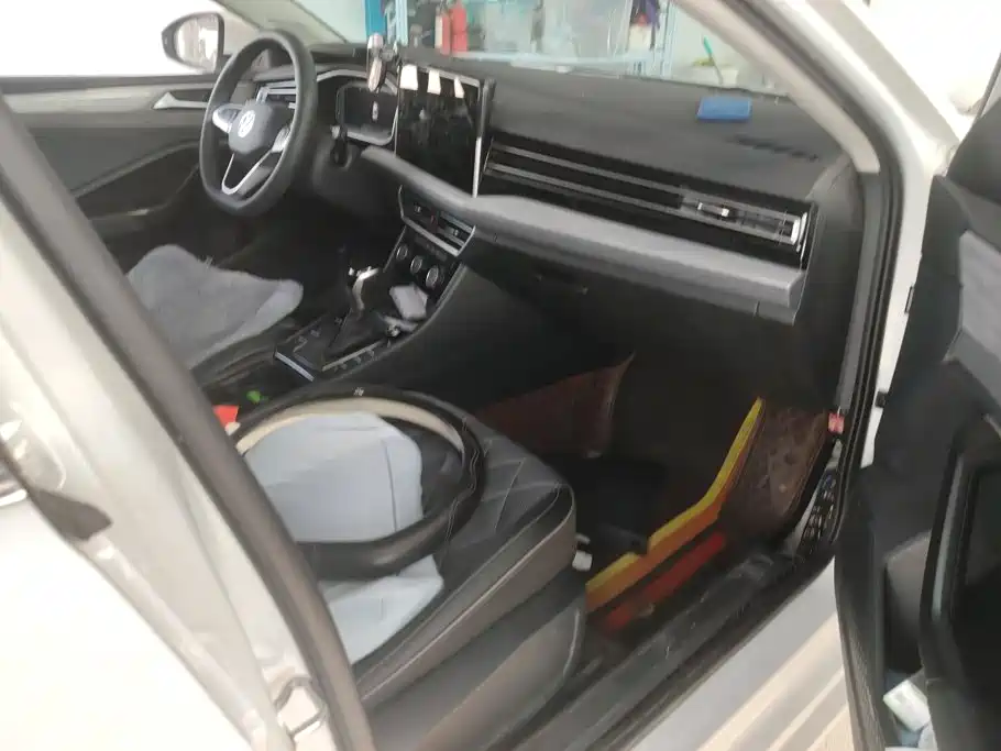 Volkswagen Sagitar — миниатюра 8