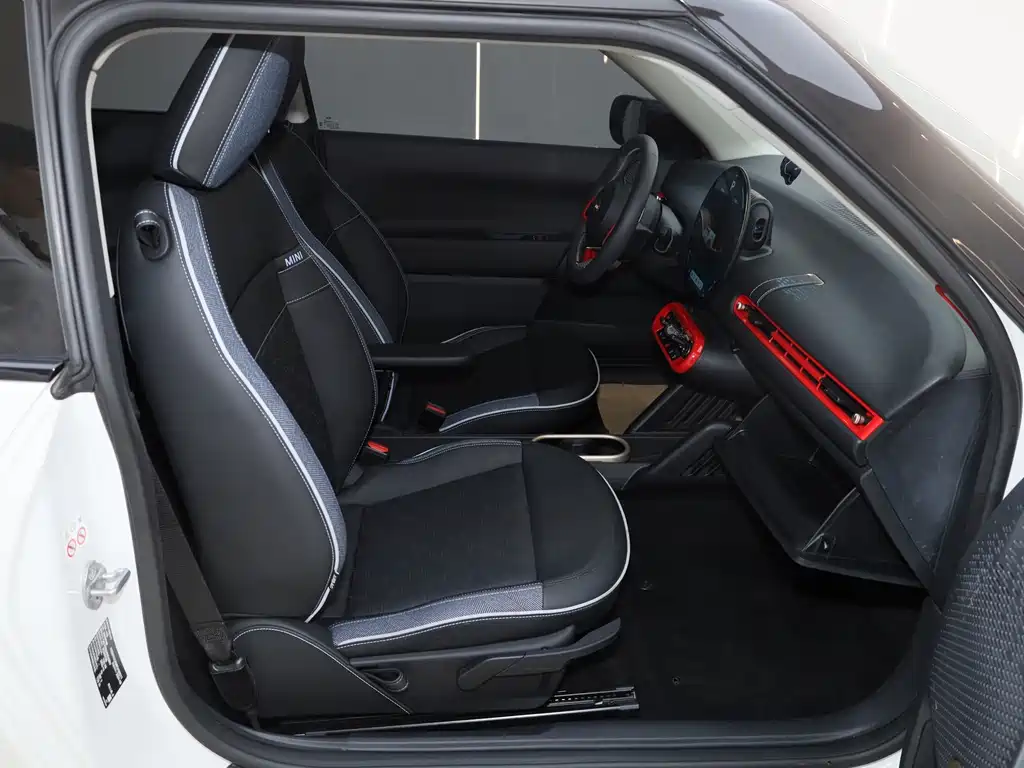 MINI MINI COOPER EV — миниатюра 28