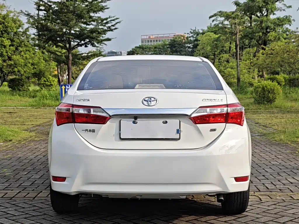 Toyota Corolla — миниатюра 7