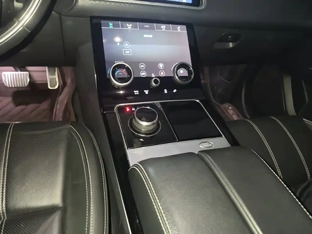 Land Rover Velar — миниатюра 14