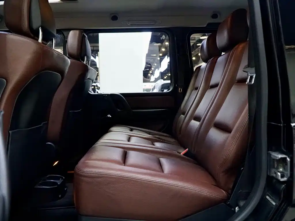 Mercedes-Benz G-Class — миниатюра 13