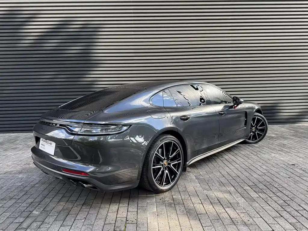 Porsche Panamera — миниатюра 3