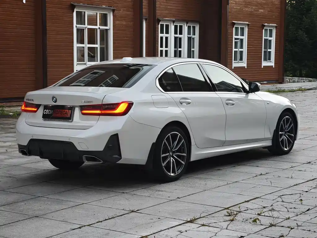 BMW 3 Series — миниатюра 6