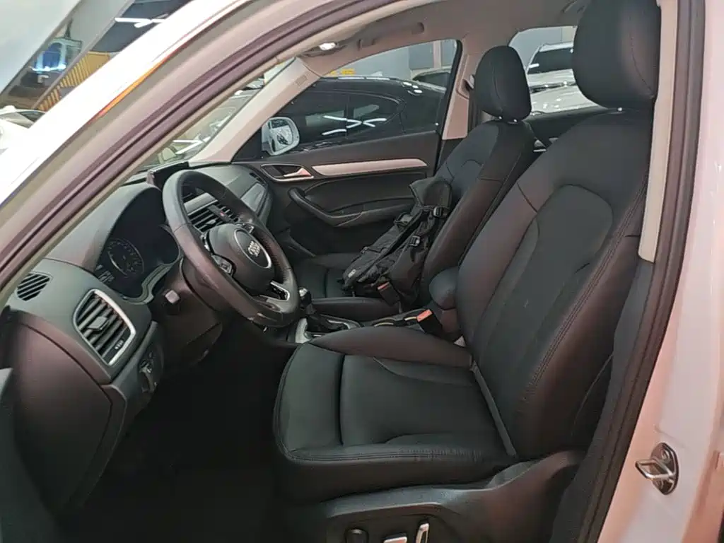 Audi Q3 — миниатюра 15