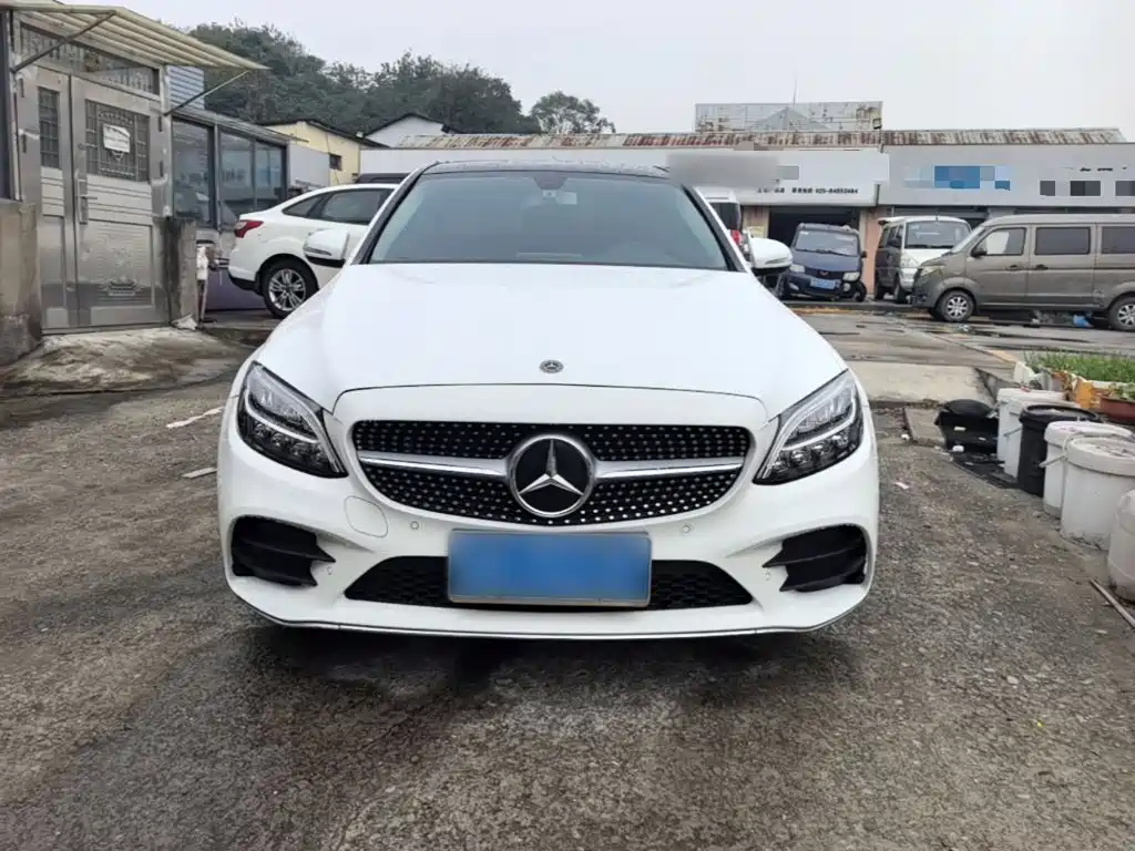 Mercedes-Benz C-Class — миниатюра 3