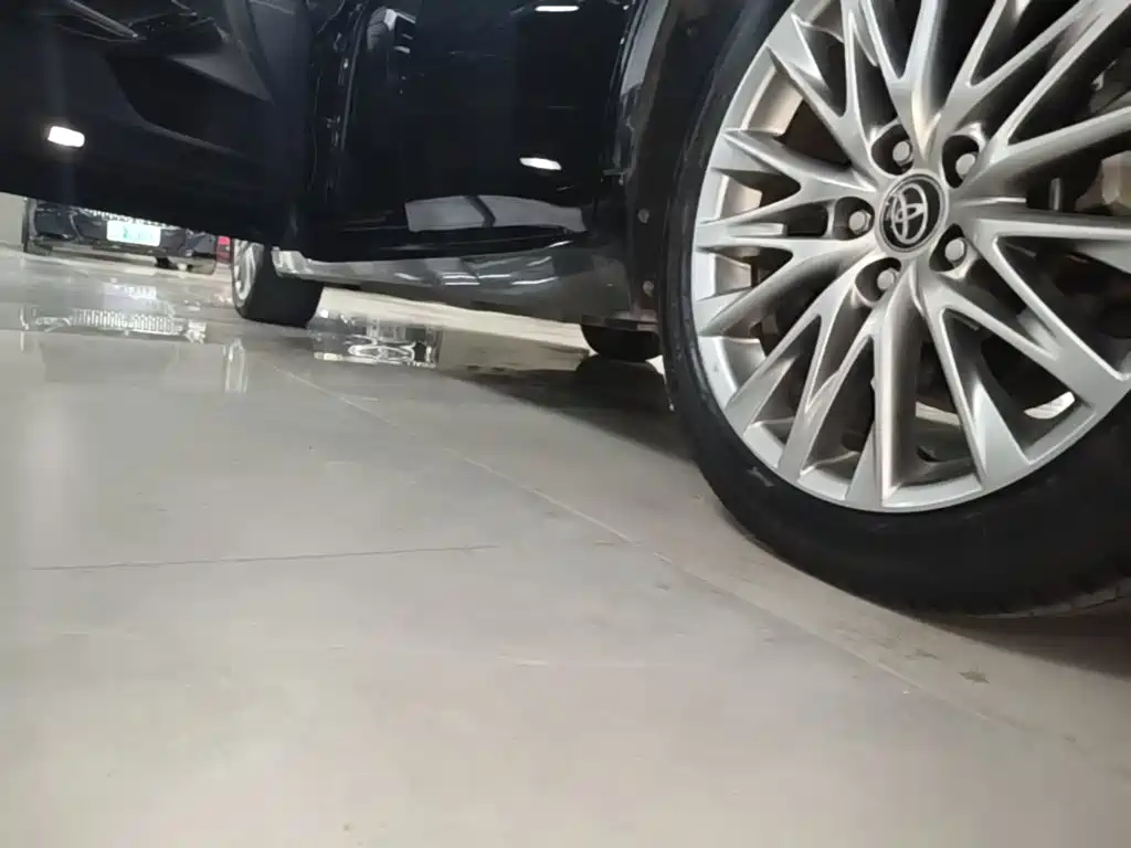 Toyota Avalon — миниатюра 22