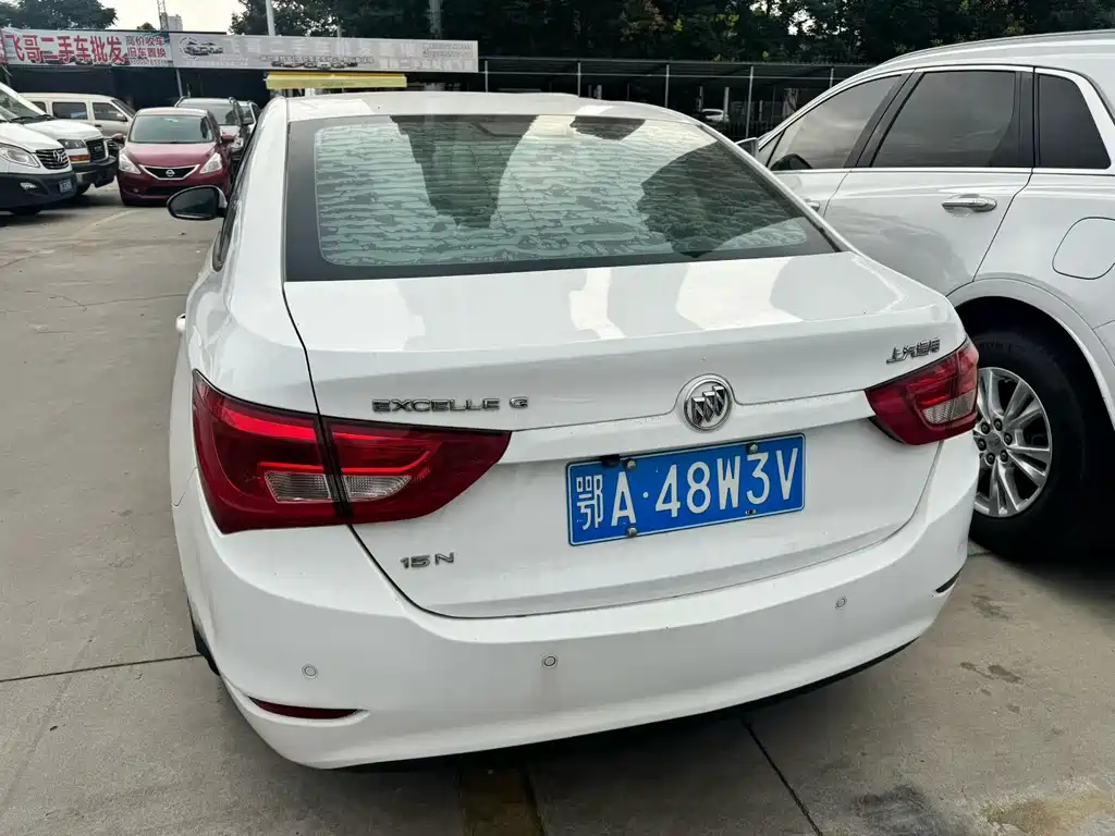 Buick Excelle — миниатюра 8