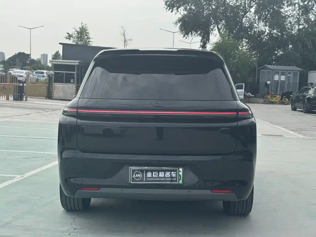 Li Auto Li L8 — миниатюра 9