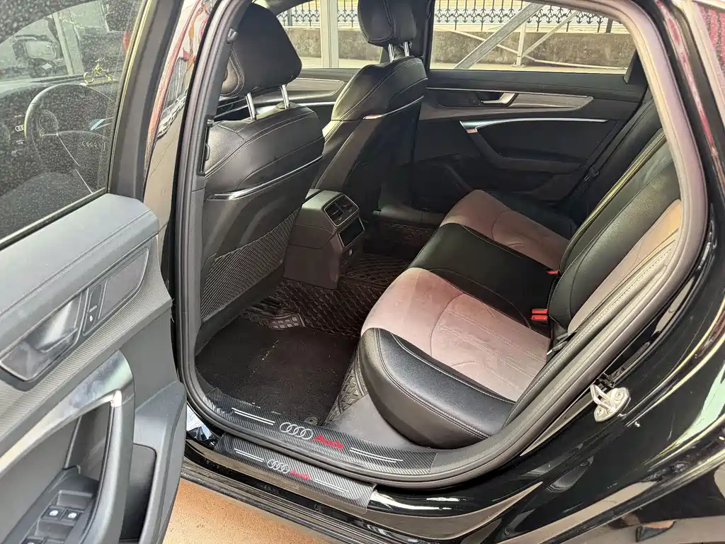 Audi A6L — миниатюра 8