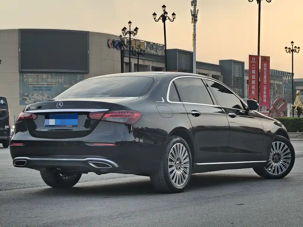 Mercedes-Benz E-Class E 2023 E 300 L Luxury