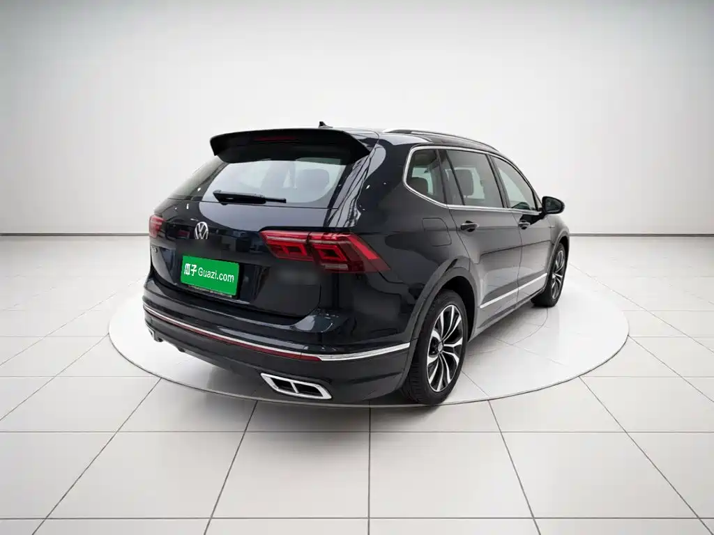 Volkswagen Tiguan L — миниатюра 4
