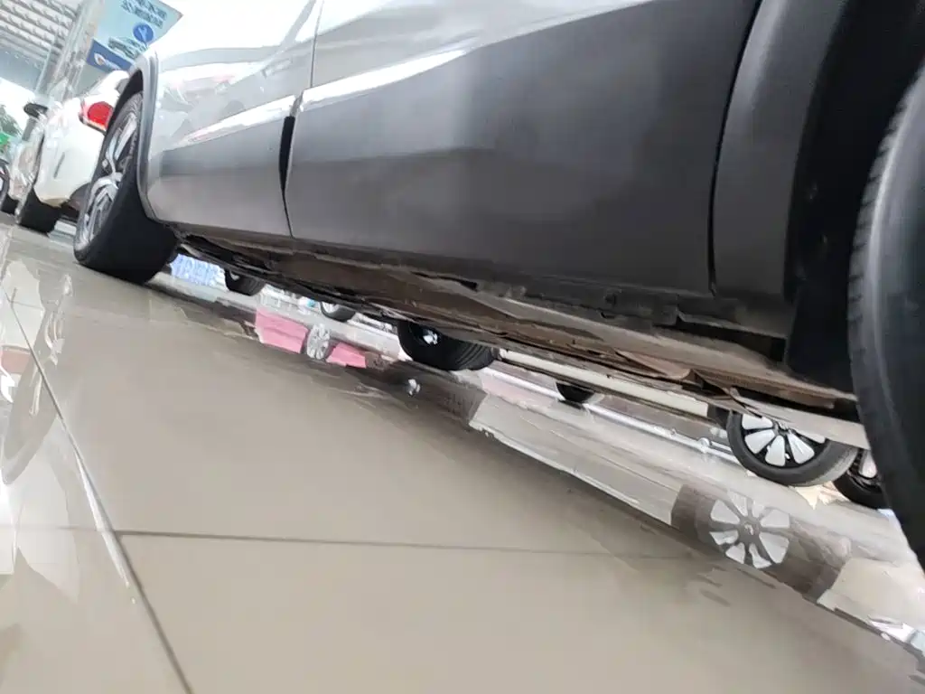 Peugeot 5008 — миниатюра 22
