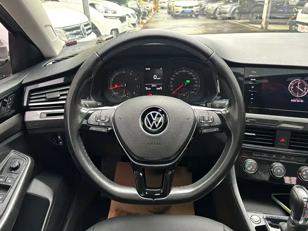 Volkswagen Bora — миниатюра 14