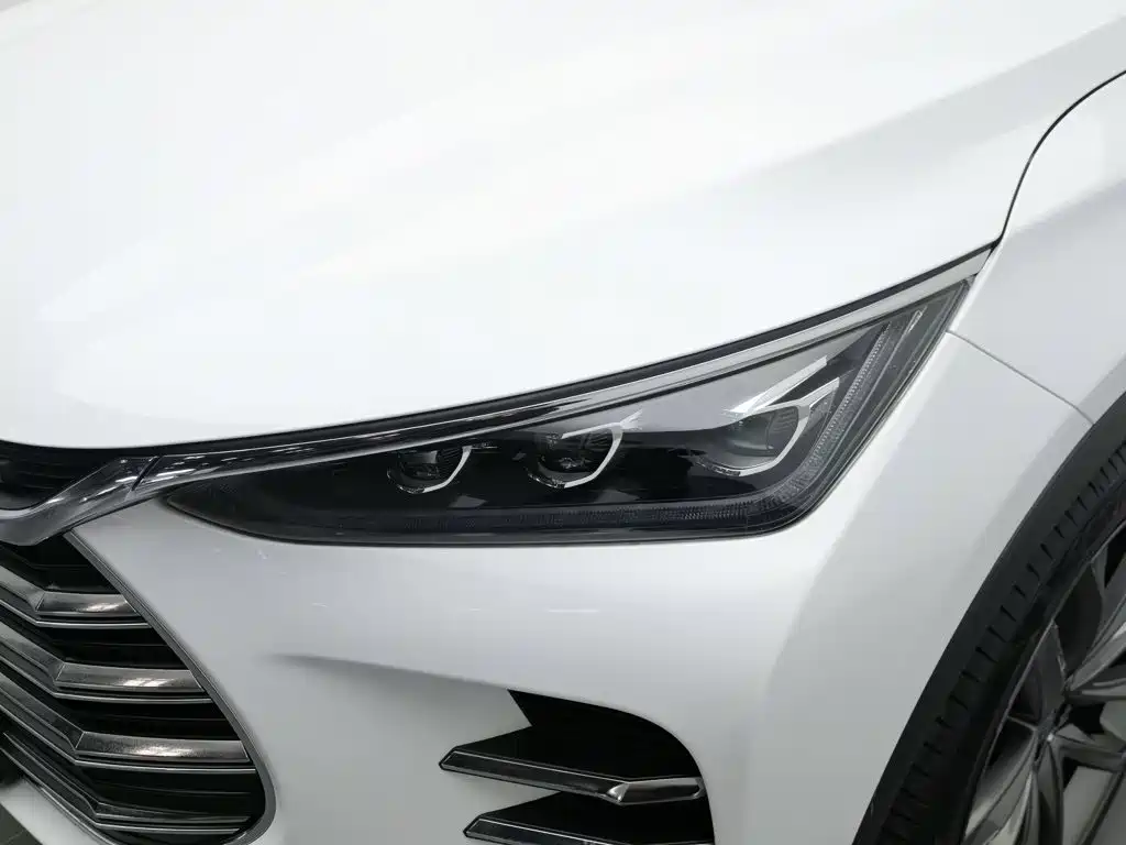 BYD Tang New Energy — миниатюра 7